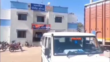 લીંબડી: સમગ્ર ઝાલાવાડ માં હથિયારબંધી જાહેરનામા ને લઇ વાહન ચેકીંગ દરમિયાન હથિયાર સાથે રળોલ નો શખ્સ ઝડપાતા પોલીસે કાર્યવાહી કરી