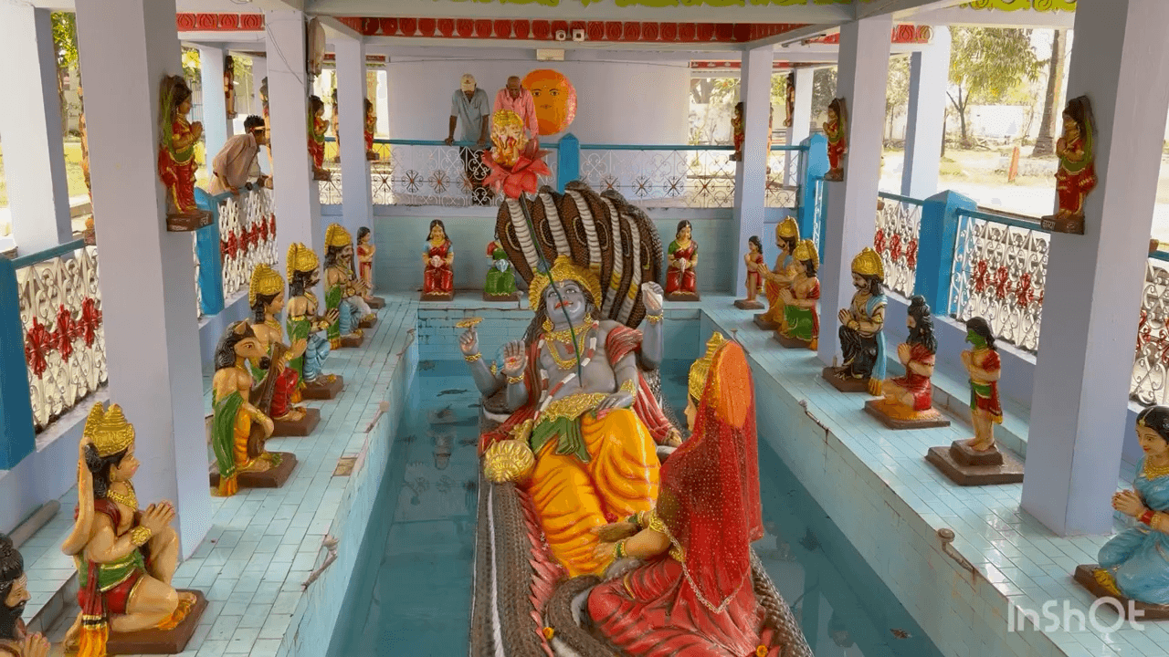 गुण्डरदेही: भगवान श्री महा विष्णु मंदिर ओटेबंद में आज से भव्य मेले का शुभारंभ, श्रद्धालु दूर-दराज से मनोकामना लेकर पहुँचते हैं