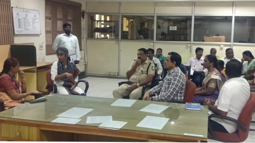 தாம்பரம்: தாம்பரத்தில் வாக்கு என்னும் மையம் குறித்து மாவட்ட தேர்தல் நடத்தும் அலுவலரும் மாவட்ட ஆட்சியருமான சினேகா ஆலோசனை மேற்கொண்டார்
