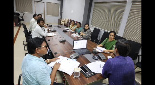 రంపచోడవరం: బడి పిల్లల ఆరోగ్యం పై నిర్లక్ష్యం వద్దు:జిల్లా కలెక్టర్ దినేష్ కుమార్ సూచన