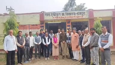 नरसिंहगढ़: बोडाथाना प्रभारी देवेंद्र सिंह राजपूत ने ताजपुरा स्कूल में बच्चों को साइबर क्राइम की जानकारी दी