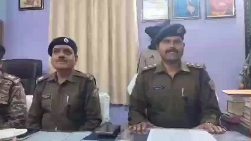 खूंटी: खूंटी पुलिस ने PLFI के सक्रिय सदस्य अजीम हब्बारी को किया गिरफ्तार, भेजा जेल