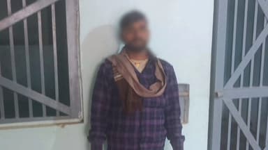 नाथनगर: कजरैली पुलिस ने गैर-जमानती वारंट में फरार वारंटी को किया गिरफ्तार