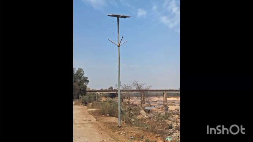 रामानुजगंज: कनहर नदी के तट से छठ घाट तक लगी सोलर स्टिक लाइट 6 माह बाद भी बंद, पुनः स्थापना नहीं हुई