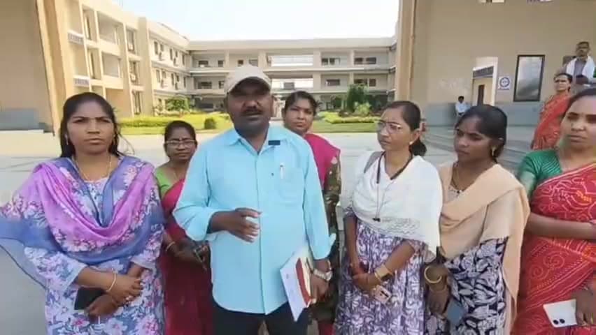 అసిఫాబాద్: సీసీల తప్పుల వల్ల జీతాలు నిలిచిపోయాయి: CITU జిల్లా కార్యదర్శి రాజేందర్