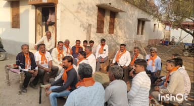 ચુડા: ચુડા ના ચોકડી ગામે જિલ્લા પંચાયત ચેરમેન જશુભા સોલંકી ની ઉપસ્થિતિમાં ભાજપ સંગઠન ખાટલા બેઠક વ્યવસ્થા નું આયોજન કરાયું