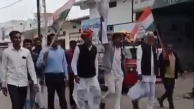 जीरापुर: माचलपुर ब्लॉक कांग्रेस कमेटी ने मंत्री कैलाश विजयवर्गीय का पुतला दहन किया
