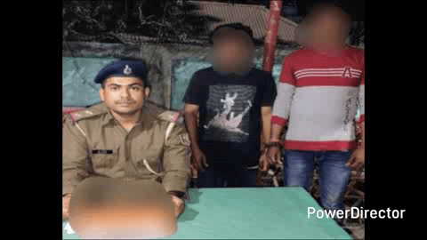 आज़मनगर: आजमनगर: बलिया बेलोन चौक पर अपराध की योजना बनाते 2 आरोपी गिरफ्तार, देशी कट्टा बरामद, जाँच शुरू