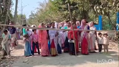 মৰাণ: খোৱাঙৰ মৰিয়াআলিত ধূলিৰ বাবেই ৰাইজে প্ৰতিবাদ কৰি বন্ধ কৰিলে যাতায়ত