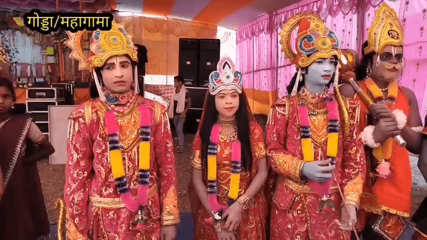महागामा प्रखंड क्षेत्र के चंदसर गांव में भागवत कथा को लेकर भव्य कलश शोभायात्रा निकाली गई #रमेशयादव #चांदसर #भागवतकथा