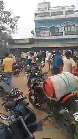 एच पी गैस एजेंसी देवकली