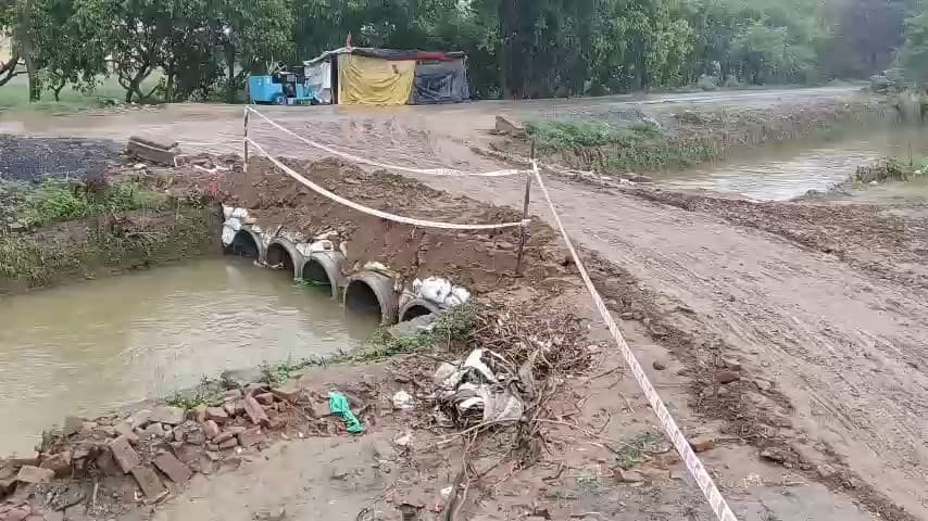 खेकड़ा: मुबारिकपुर गांव में पूर्वी यमुना नहर पर बने अस्थाई पुल की PWD बागपत ने कराई मरम्मत #खबर_का_असर