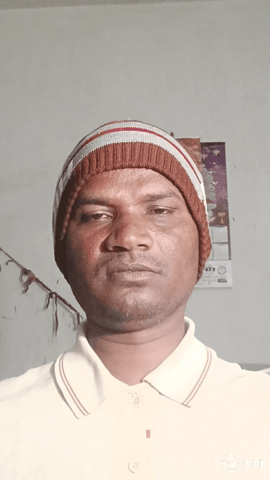 जानना चाहता है ना मसीहा कौन है…
बस इतना समझ ले, वो मैं हूँ 💯🔥
Hashtags: #Masiha #AttitudeStatus #SwagDialogues #RoyalE