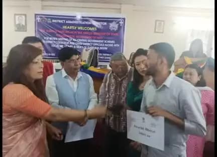 Union MoS Dr. Subhas Sarkar interaction session with beneficiaries of various Central Govt. Schemes in Gangtok today