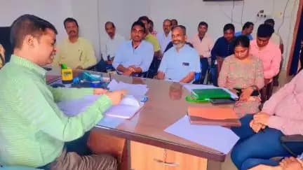 मुख्य निर्वाचन पदाधिकारी झारखंड के रवि कुमार सर के कार्यक्रम को लेकर सभी पर्यवेक्षक को आवश्यक निर्देश
