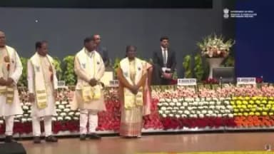 महामहिम राष्ट्रपति श्रीमती द्रौपदी मुर्मु के मुख्य आतिथ्य व केंद्रीय @agrigoi मंत्री श्री अर्जुन मुंडा की अध्यक्षता में आज @icarindia, पूसा, नई दिल्ली में #ICAR के 62वें दीक्षांत समारोह का आयोजन किया गया