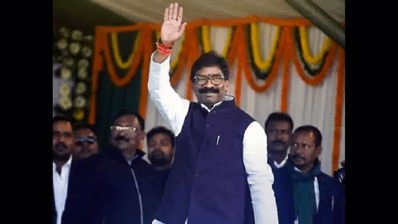 झारखंड के मुख्यमंत्री हेमंत सोरेन व मंत्री चंपई सोरेन को नए विभागों का किया गया आवंटन  #सीएम_सोरेन