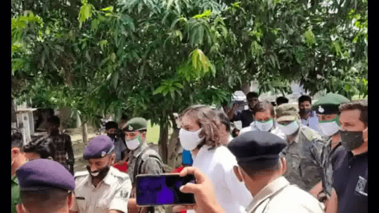 तेजप्रताप यादव ने सिवान में मोहम्मद शहाबुद्दीन के बेटे ओसामा से मुलाकात कर दी सांत्वना #शहाबुद्दीन #तेजप्रताप