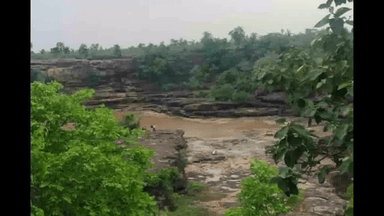 यूपी के चित्रकूट में जलकुंड में नहाने के दौरान 3 युवकों की डूबने से हुई मौत, 1 को बचाया गया #चित्रकूट_हादसा
