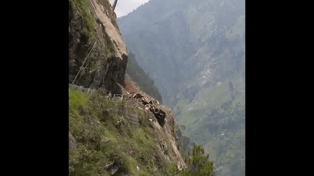 किन्नौर भूस्खलन हादसे में मरने वालों की संख्या हुई 10, 14 लोगों को बचाया गया #किन्नौर_हादसा