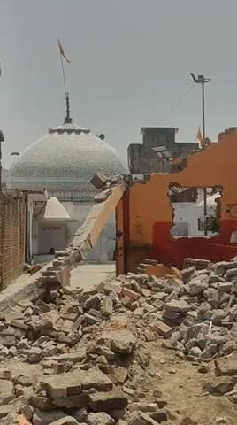 *बाराबंकी: लोधेश्वर महादेव धाम कॉरिडोर निर्माण में तेजी*
#LodheswarDham #Barabanki #YogiGovt #CorridorProject #BulldozerAction