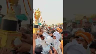#चण्डौस स्वदेशपुर में आयोजित हुई बैल दौड़ प्रतियोगिता, उमड़ी भीड़।#chandaus #chandausnews #चंडौस