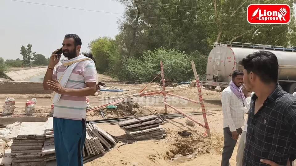 #लूणकरणसर में पेयजल किल्लत
नहर से पानी ले जाकर टैंकरों से की जा रही है जलापूर्ति,
आईजीएनपी के कार्मिकों ने टैंकर भरने स...