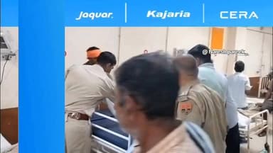 चूरू की कैरियर कॉलेज के पास मिला युवक का शव..पुलिस कर रही शव की शिनाख्त के प्रयास..
#4समाचार #fypシ゚viralシ #खबरसमाचार #letestnewshindi #policechuru #dbh #बॉडी #अज्ञात