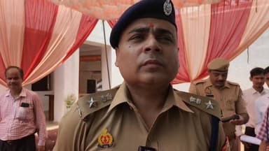 #गाजीपुर।
बिरनो थाना के नए भवन निर्माण के लिए हुए भूमि पूजन।
एसपी ईरज राजा ने भवन निर्माण का किया भूमि पूजन।
8 करोड़ 18 लाख 66 हजार की लागत से बनेगा नया भवन।
बिरनो थाना के नए भवन में होगी पुलिसकर्मियों के लिए आवासीय व्यवस्था #समाचारगाजीपुर #ghazuprnews #Ghazipurup61 #GhazipurNews #गाजीपुर