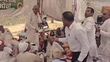हरियावास की दलित लड़की के अपहरण मामले में रवीं आज़ाद के ख़िलाफ़ केस लड़ने वाले पैनल के एक सीनियर एडवोकेट अशोक आर्या पर भरी सभा मे जानलेवा हमला।#bhiwani #loharu