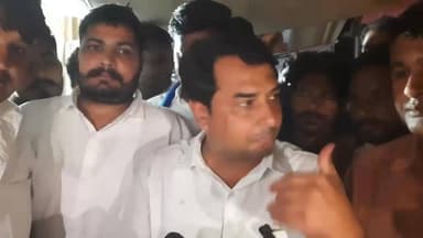 #tonk के देवली में नरेश मीना फिर दिलाया दलित को न्याय, एक अल्टीमेटम से उड़ गई थी अधिकारियों की निंद, सुनिए क्या बोले
#NareshMeena