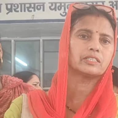 यमुनानगर मिड डे मील वर्कर्स ने सरकार को दी आंदोलन की चेतावनी, 4 अगस्त को मुख्यमंत्री आवास का करेंगे घेराव।।
#MidDayMealWorkers #HaryanaNews #ProtestAlert #NaibSinghSaini #WorkerRights #Yamunanagar #BreakingNews #HaryanaGovernment #MidDayMealScheme #AKNewsHaryana