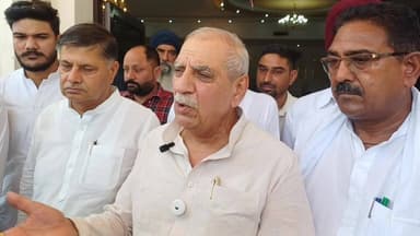 #SIR के जरिए वोट काटने की साजिश बर्दाश्त नहीं, लोकतंत्र बचाने के लिए #कांग्रेस करेगी घर-घर जागरूकता अभियान: #अशोक अरोड़ा