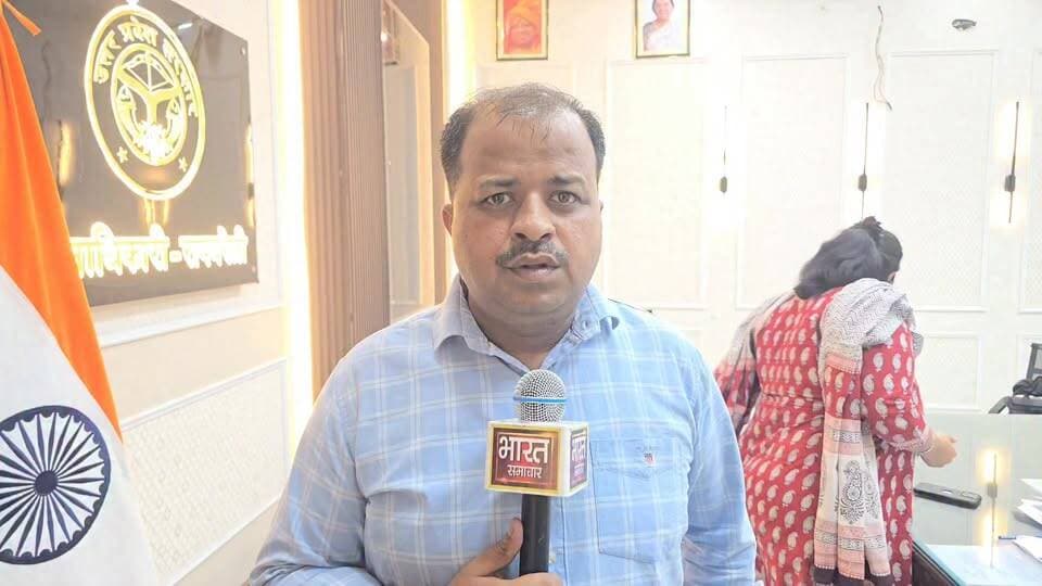 डरने की जरूरत नहीं,मानक को पूरा कर संचालित करें कोचिंग व लाइब्रेरी- डीएम सरनीत कौर ब्रोका
#रायबरेली #वायरल #बीजेपीसरकार #viralcomment #raebareli