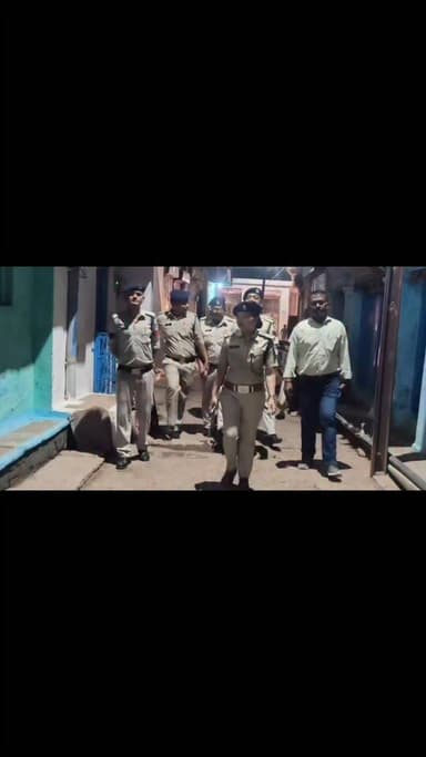 उमरियापान में मोहर्रम जुलूस के मद्देनजर स्लीमनाबाद SDOP ने सुरक्षा व्यवस्था का जायजा लेते हुए किया रूट निरीक्षण