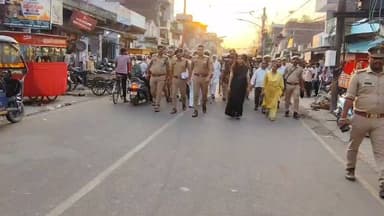 मोहर्रम पर्व में सुरक्षा के मद्देनजर DM अन्नपूर्णा गर्ग और SP राहुल भाटी ने किए पैदल गश्त।
#DM #SP #डीएम #एसपी #Shravastipolice #BreakingNews #मोहर्रम #moharram
