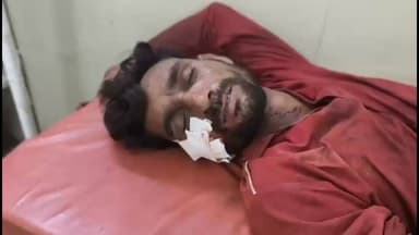 आरोपी चालक गिरफ्तार
#HitAndRun #TruckAccident #Mohla #Manpur #ChhattisgarhNews #BreakingNews #RoadAccident #PoliceChase #CGVoiceNews #LatestNews #CrimeNews #ViralVideo #Highway #IndiaNews #TrendingNews