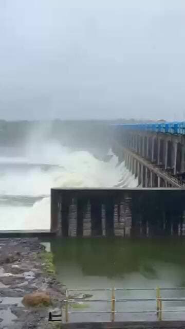 हतनूर धरणाचे २४ दरवाजे उघडले : नदीकाठच्या गावांना सतर्कतेचा इशारा