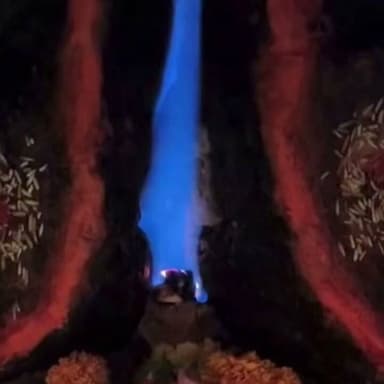 जगत जननी माँ ज्वाला जी की दिव्य ज्योत के दर्शन करें
#Maa #JwalaMata