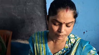 "आंगनवाड़ी बहाली पर फिर बढ़ी उलझन! महीनों बाद भी नहीं सुलझा सबसे बड़ा विवाद, जानिए पूरा मामला।"
#Anganwadi #AnganwadiBharti #BiharNews #BreakingNews #GovernmentJobs #Recruitment #BiharUpdates #ViralNews #LatestNews #BharatWani #SamastipurNews #NewsUpdate