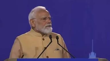 🇦🇺 ये भारत नहीं, ऑस्ट्रेलिया है।
प्रधानमंत्री नरेंद्र मोदी के स्वागत के लिए उमड़ी भारी भीड़ का यह वीडियो सोशल मीडिया पर तेजी से वायरल हो रहा है।
समर्थक इसे विदेशों में भारतीय समुदाय और पीएम मोदी की लोकप्रियता का प्रतीक बता रहे हैं। वहीं, किसी भी सार्वजनिक नेता की लोकप्रियता को लेकर अलग-अलग लोगों की अलग-अलग राय हो सकती है।
🎥 इस दृश्य पर आपकी क्या राय है?
#PMModi #NarendraModi #Australia #IndianDiaspora #ViralVideo #India #Politics #Trending