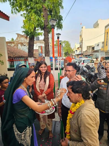 ▶️मुख्यमंत्री डॉ. मोहन यादव द्वारा इंदौर से रवाना 'आज़ाद युवा मोटर बाइक रैली' पहुँची अमर शहीद चन्द्रशेखर आज़ाद की जन्मस्थली
#Alirajpur
#JansamparkMP https://t.co/aOi2Otpcdc