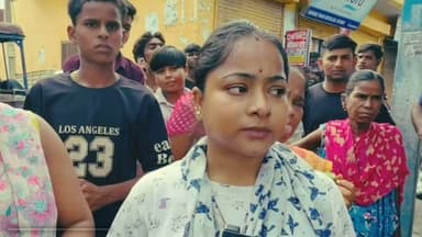 9 साल की मासूम को दुकान में बुलाकर गलत हरकत की कोशिश, बच्ची की बहादुरी से बची आबरू, आरोपी फरार, POCSO एक्ट में मुकदमा दर्ज।
#Rudrapur #TransitCamp #UdhamSinghNagar #RudrapurNews #UttarakhandNews #BreakingNews #CrimeNews #POCSOAct #ChildSafety #PoliceAction #CCTVFootage #COCityRudrapur #VibhavSaini #LatestNews #HindiNews #UttarakhandPolice #NewsUpdate #RudrapurCrime #ViralNews #TrendingNews