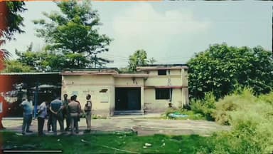 रुद्रपुर में दर्दनाक हादसा, बिजली का केबल ठीक करते समय 31वीं वाहिनी पीएसी के जवान धर्मेंद्र सिंह रावत की मौ.त, परिवार में मचा कोहराम।
#Rudrapur #PAC #BreakingNews #UttarakhandNews #Accident #RIPDharmendraRawat