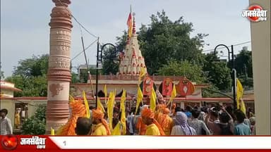 फूलों से सजी डोली में विराजे भगवान: "हर-हर महादेव" और "जय जगन्नाथ" से गूंजा मंदिर.... #JagannathJi #Varanasi #DoliYatra #Balbhadra #Subhadra #HariHarMahadev #JaiJagannath #Kashi #TempleNews #SpiritualNews #Anavsar #VaranasiMandir #Bhaktimay #Hinduism #DholDamru