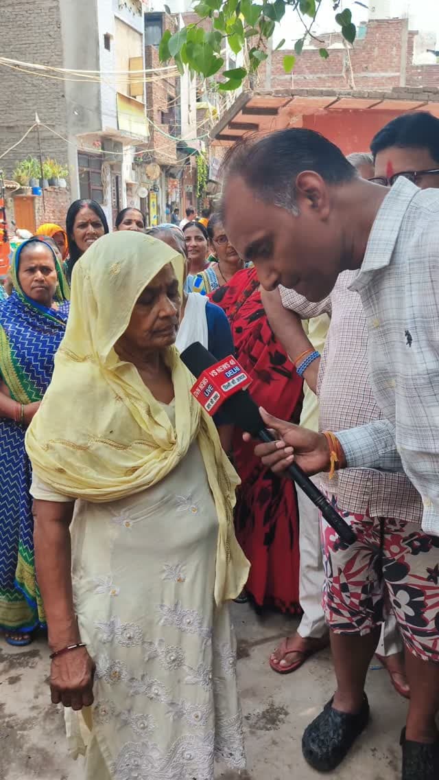 पानी।समस्या गुलशन चौक
#delhinews #vsnews48delhi# GulshanChowk#va
#reelsinstagram #vairal