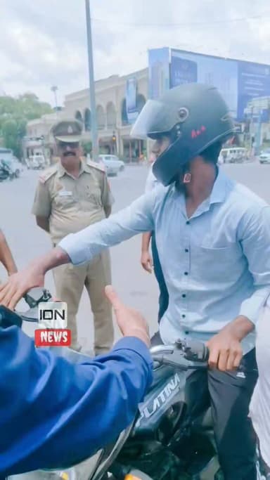 लखनऊ में फर्जी पत्रकारों पर प्रशासन का बड़ा एक्शन! 'पत्रकार' का बोर्ड लगाकर रौब जमाने वालों पर कसेगा शिकंजा, जांच और कार्रवाई तेज
#IDNNews #IndiaDabangNews #SunilSinghThakur #Lucknow #FakeJournalist #UPNews #BreakingNews #Journalism #PoliceAction #Administration #UttarPradesh #NewsUpdate #HindiNews