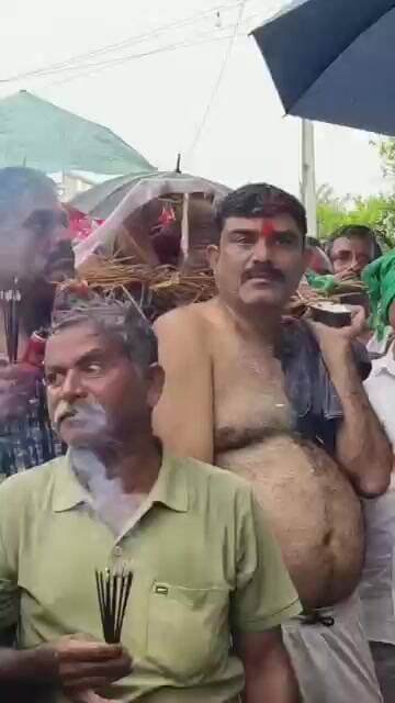 లచ్చన్న పాడేమోసిన MLA#MANUKOTA TIMES