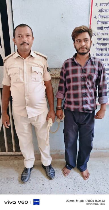 बेलागंज थाने के पुलिस ने श/रा/ब पी*कर हं/गा/मा करने के मा/मले में अलग-अलग जगह से तीन लो*गों को प-क*ड़ा