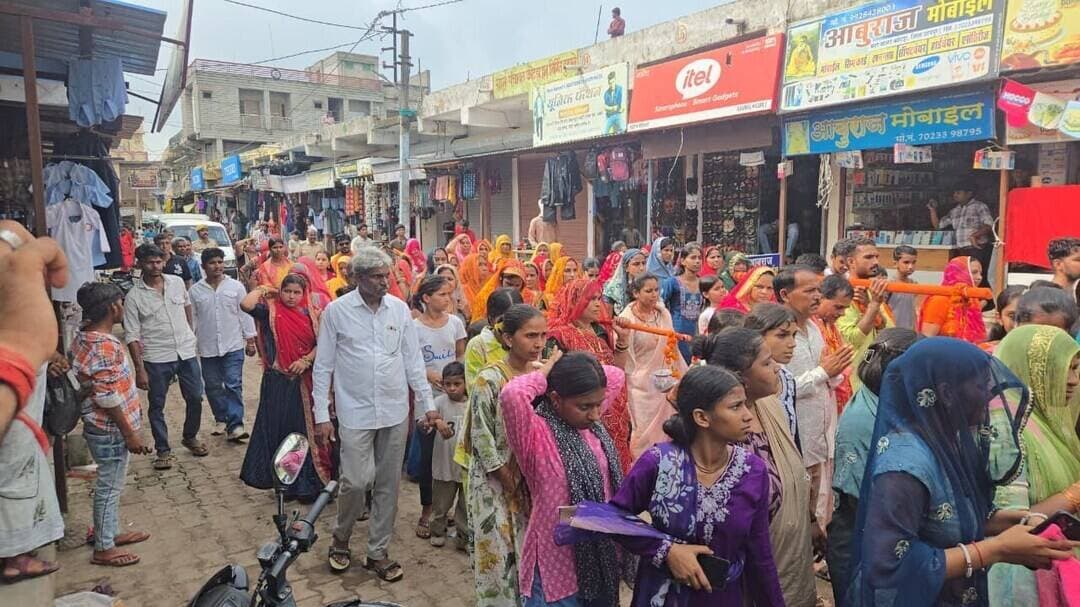 कोटड़ा: कावड यात्रा निकाल पीपलेश्वर महादेव कामना का अभिषेक #हर_हर_महादेव #ॐ #ॐनमःशिवाय #हर_हर_महादेव
